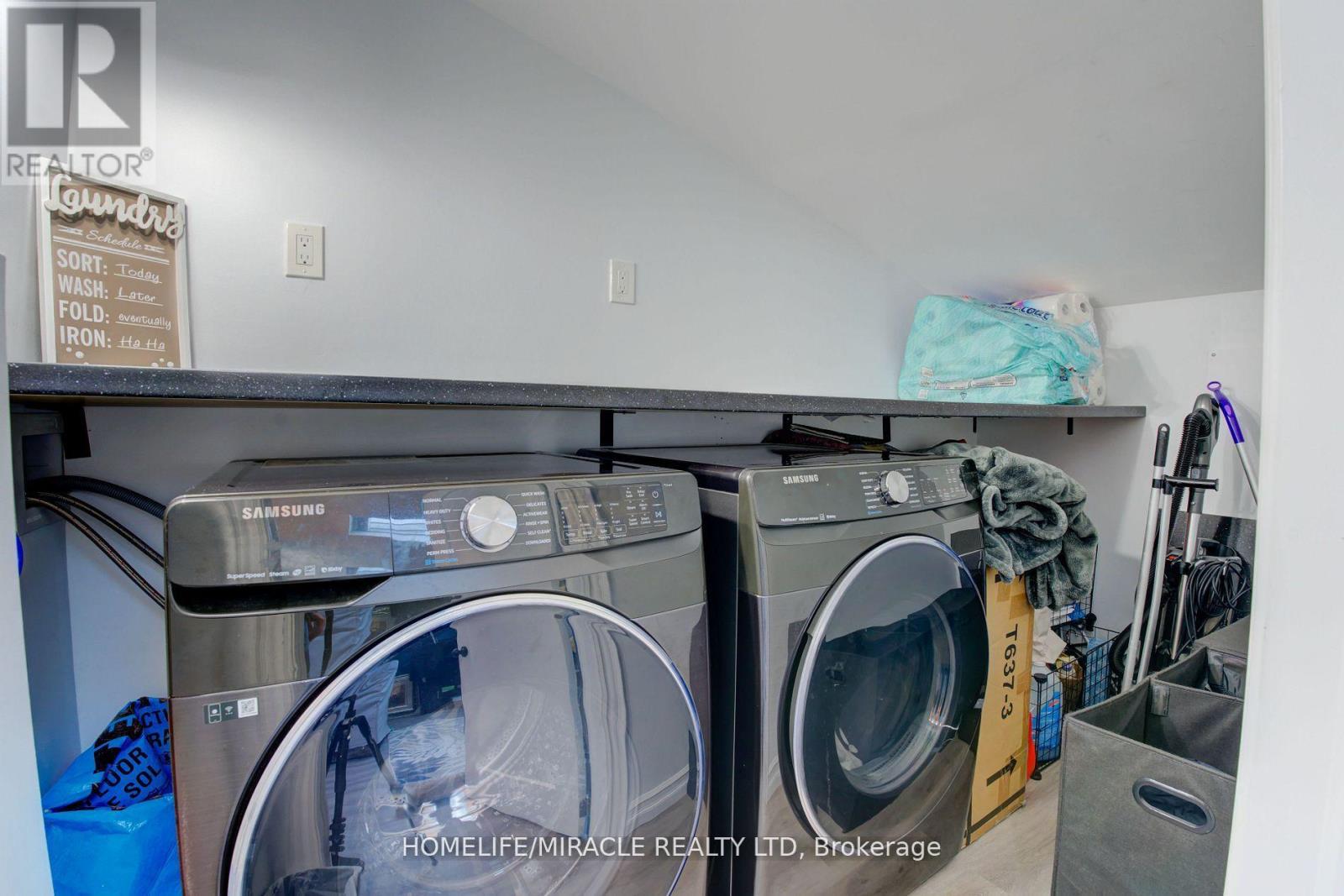 6 Rima Court, Toronto (Eringate-Centennial-West Deane), Ontario  M9C 4C8 - Photo 30 - W12852258