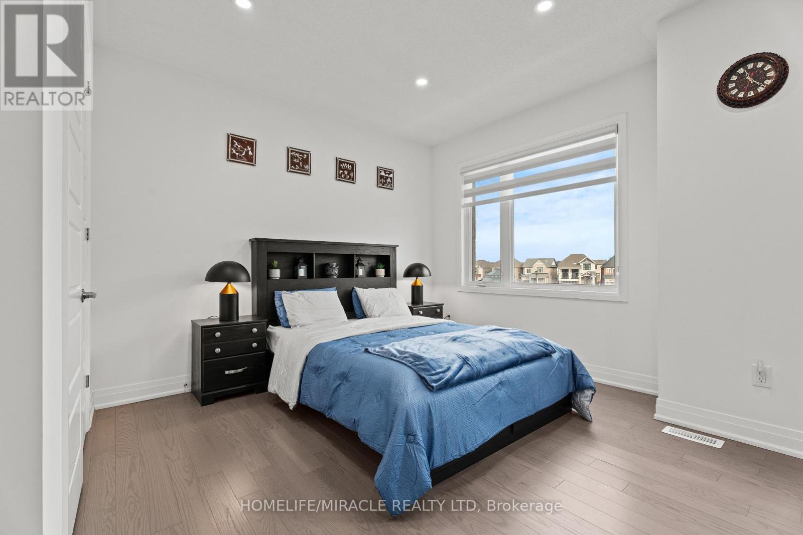 3118 Travertine Drive, Oakville, Ontario  L6M 5N8 - Photo 32 - W12852276