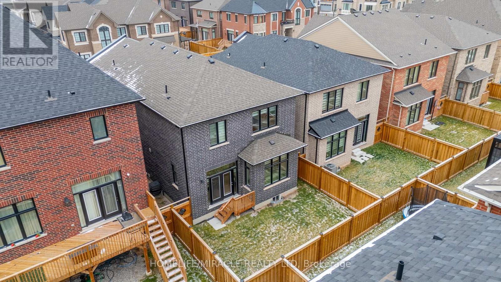 3118 Travertine Drive, Oakville, Ontario  L6M 5N8 - Photo 46 - W12852276