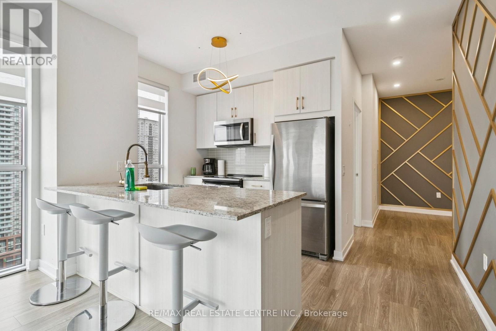 2302 - 4085 Parkside Village Drive, Mississauga, Ontario  L5B 0K9 - Photo 19 - W12852292