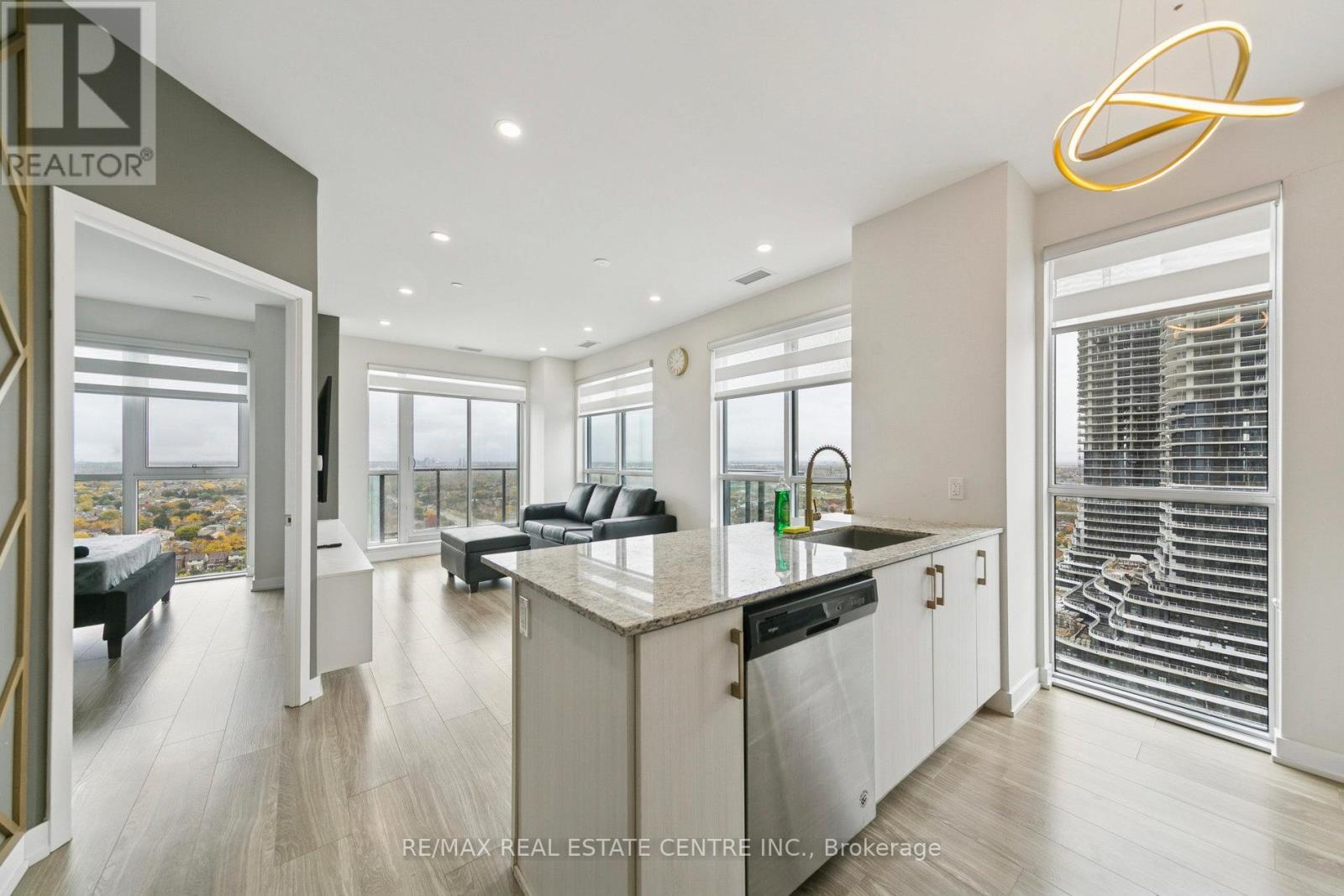 2302 - 4085 Parkside Village Drive, Mississauga, Ontario  L5B 0K9 - Photo 20 - W12852292