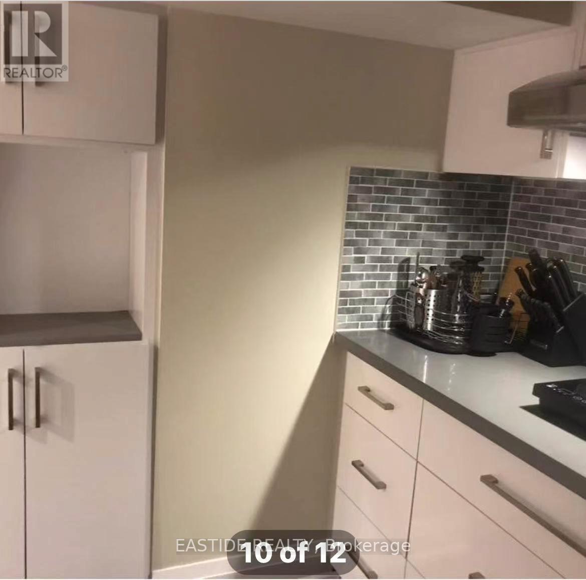 917 Royal York Road, Toronto (Stonegate-Queensway), Ontario  M8Y 2V8 - Photo 10 - W12852304