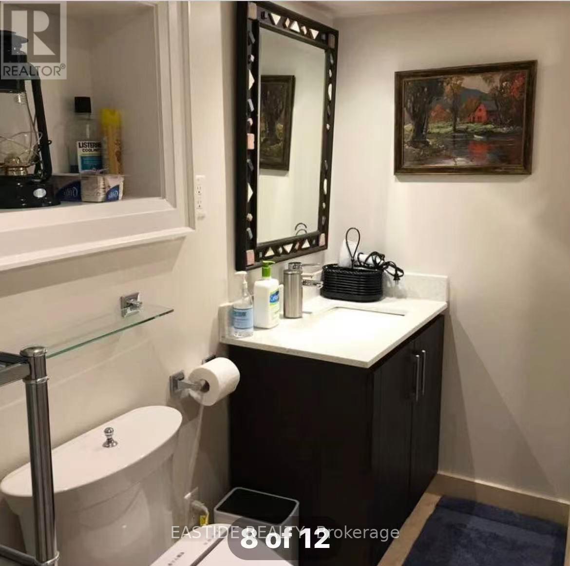 917 Royal York Road, Toronto (Stonegate-Queensway), Ontario  M8Y 2V8 - Photo 8 - W12852304