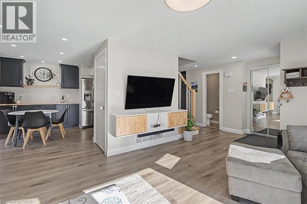 4 St Arnaud Street, Guelph, Ontario  N1H 5V4 - Photo 5 - 40809342