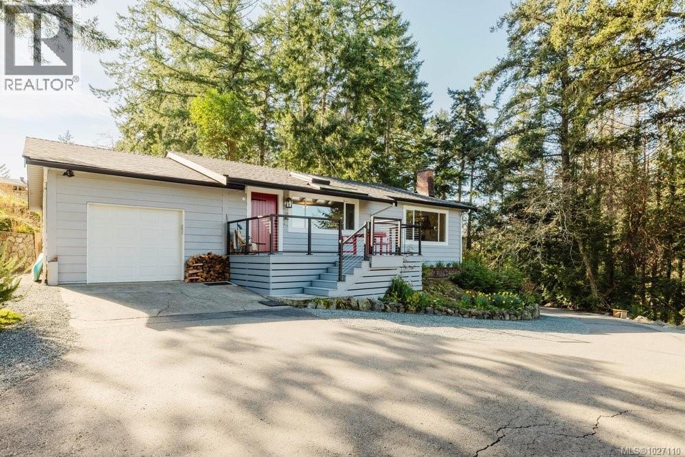 10851 Deep Cove Rd, North Saanich, British Columbia