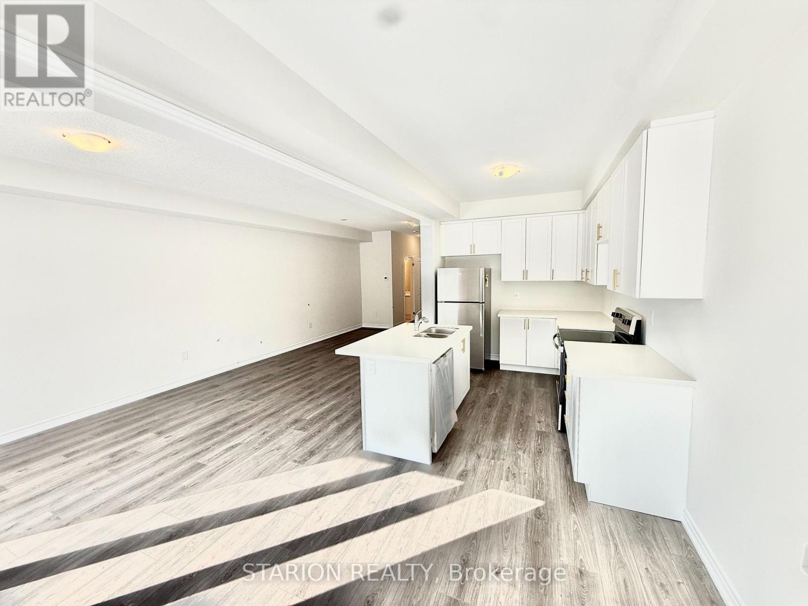 Unknown Address, ,     - Photo 14 - X12852214