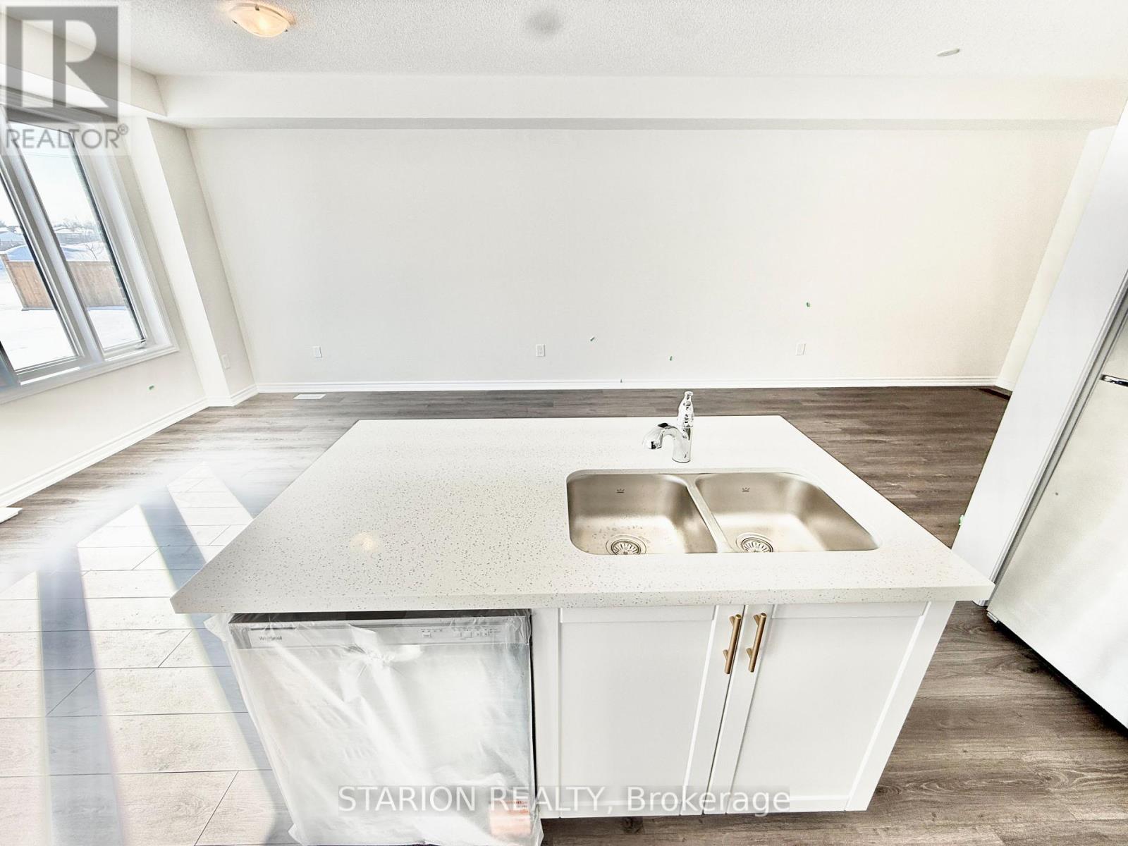 Unknown Address, ,     - Photo 16 - X12852214