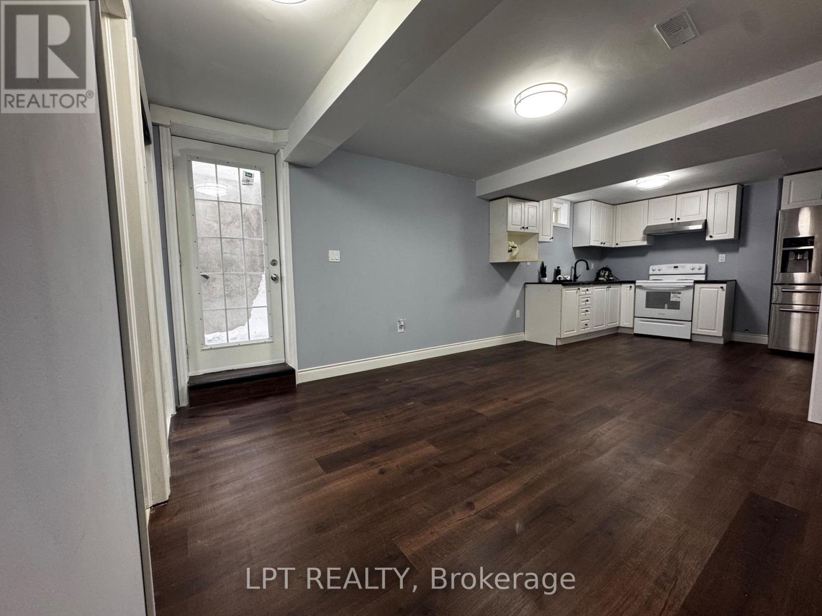 48 Nashville Circle, Hamilton (Gershome), Ontario  L8G 5H2 - Photo 39 - X12852270