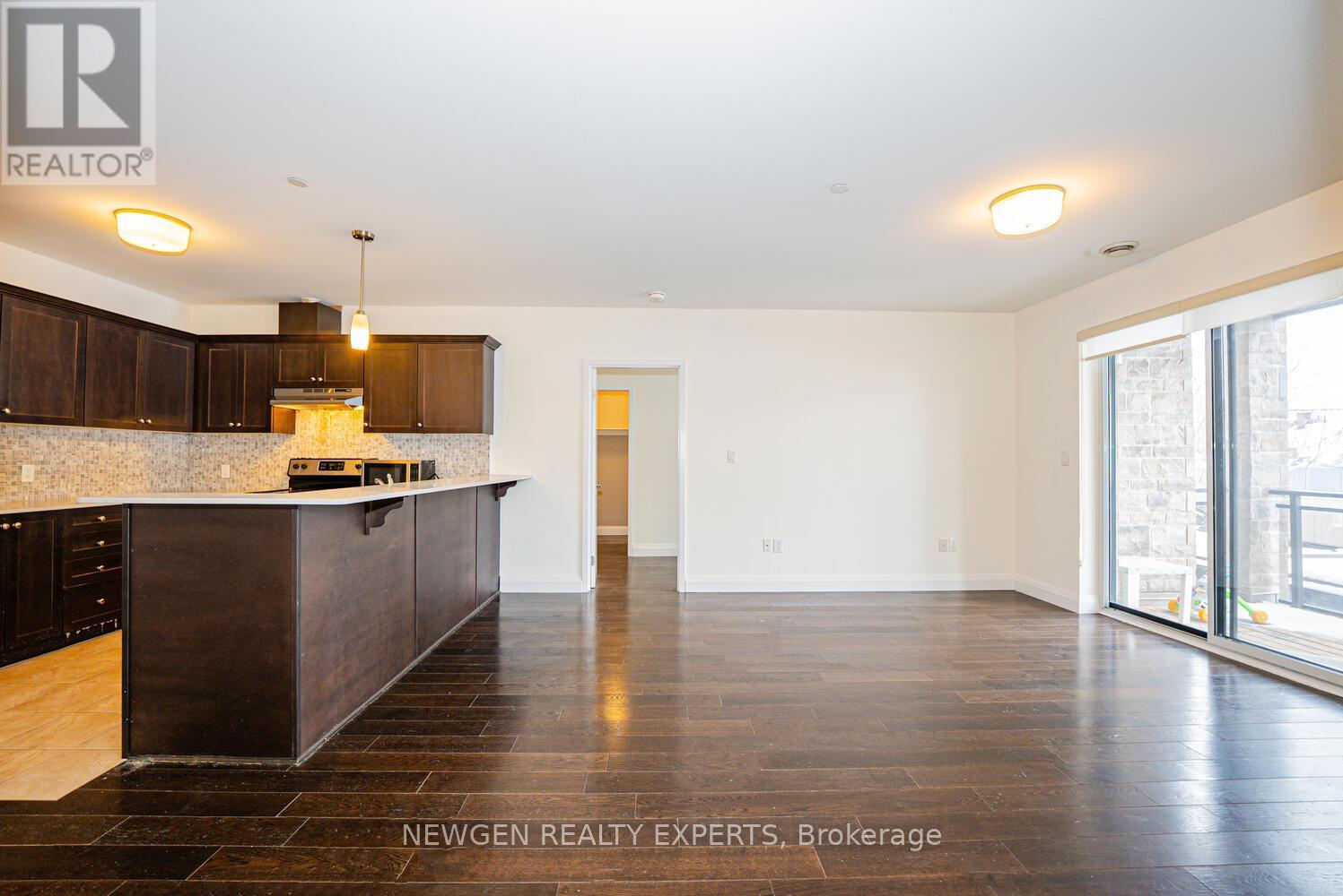 205 - 26 Wellington Street, St. Catharines (Downtown), Ontario  L2R 5P8 - Photo 17 - X12852320