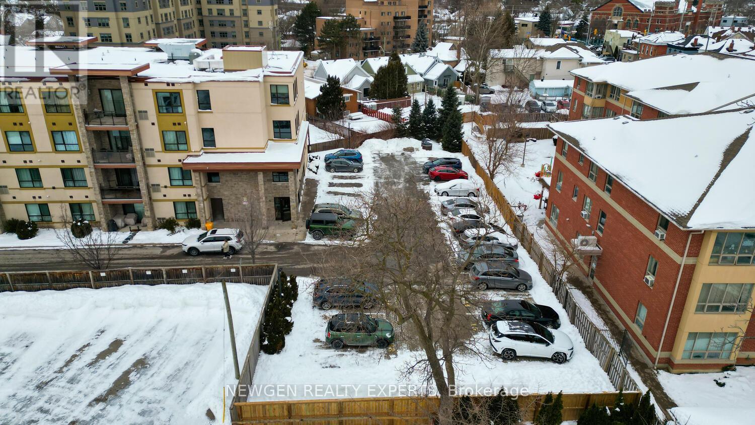 205 - 26 Wellington Street, St. Catharines (Downtown), Ontario  L2R 5P8 - Photo 42 - X12852320