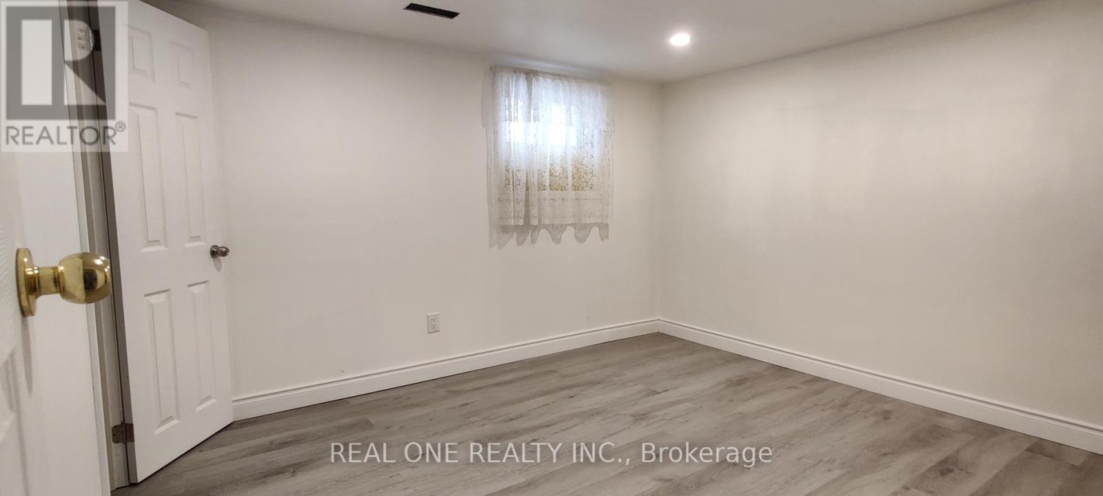 Basement - 9 Lisburn Crescent, Toronto, Ontario  M2J 2Z4 - Photo 2 - C12833544