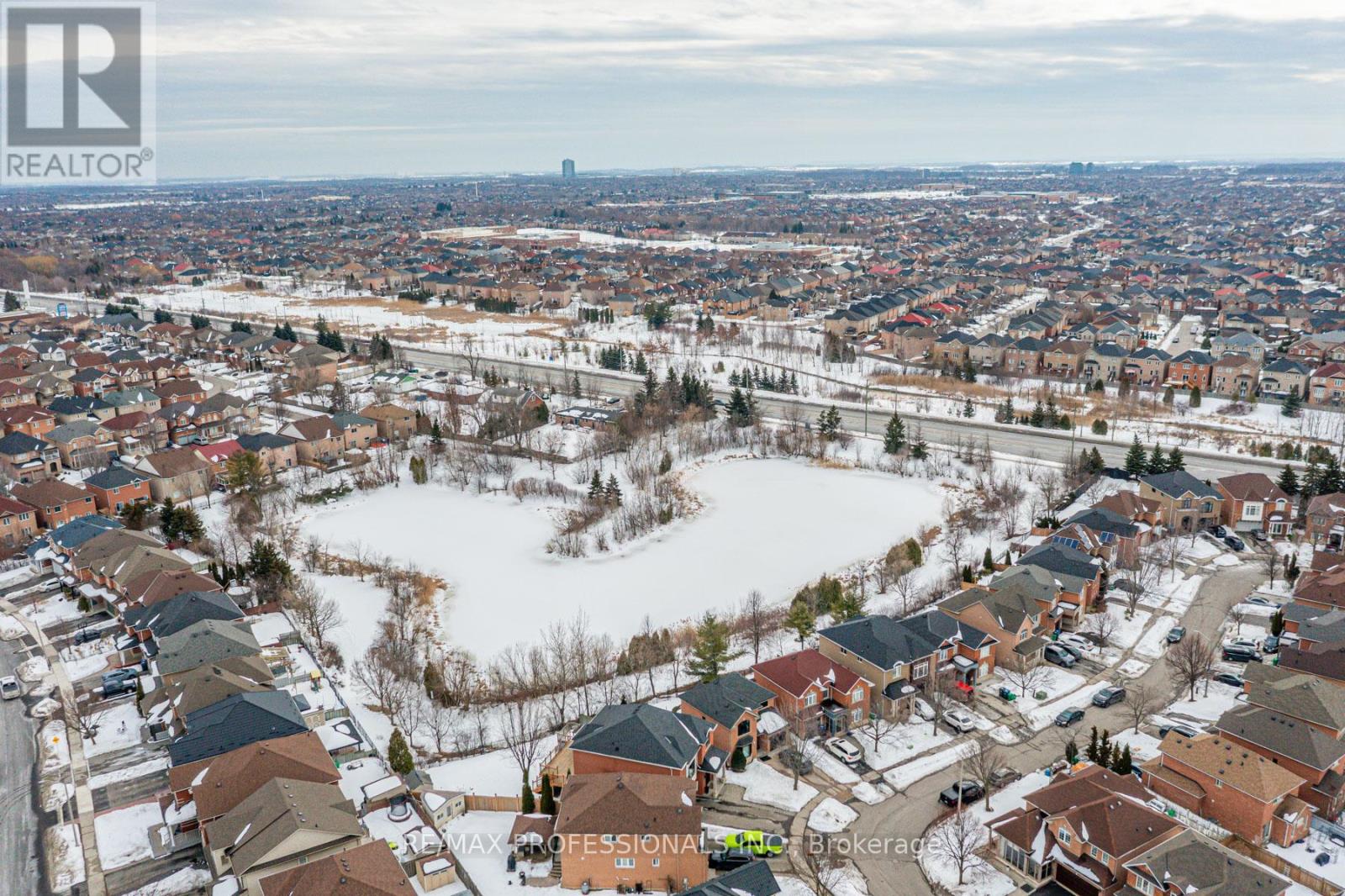 18 Brambirch Crescent, Brampton, Ontario  L7A 1V1 - Photo 32 - W12848822