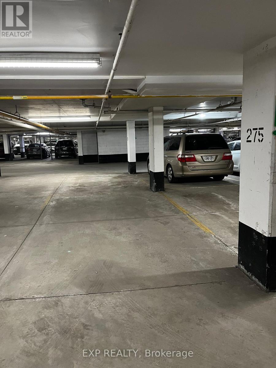 1036 - 55 George Appleton Way, Toronto (Downsview-Roding-Cfb), Ontario  M3M 0A2 - Photo 32 - W12836916