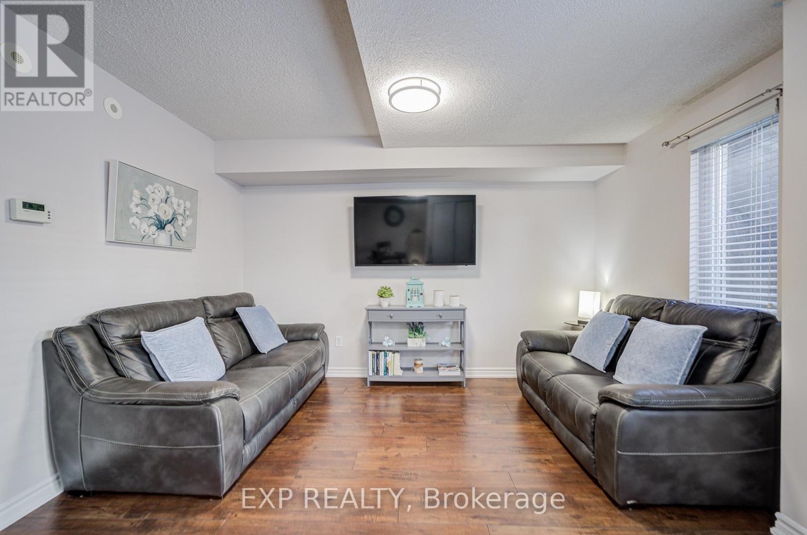 1036 - 55 George Appleton Way, Toronto (Downsview-Roding-Cfb), Ontario  M3M 0A2 - Photo 7 - W12836916