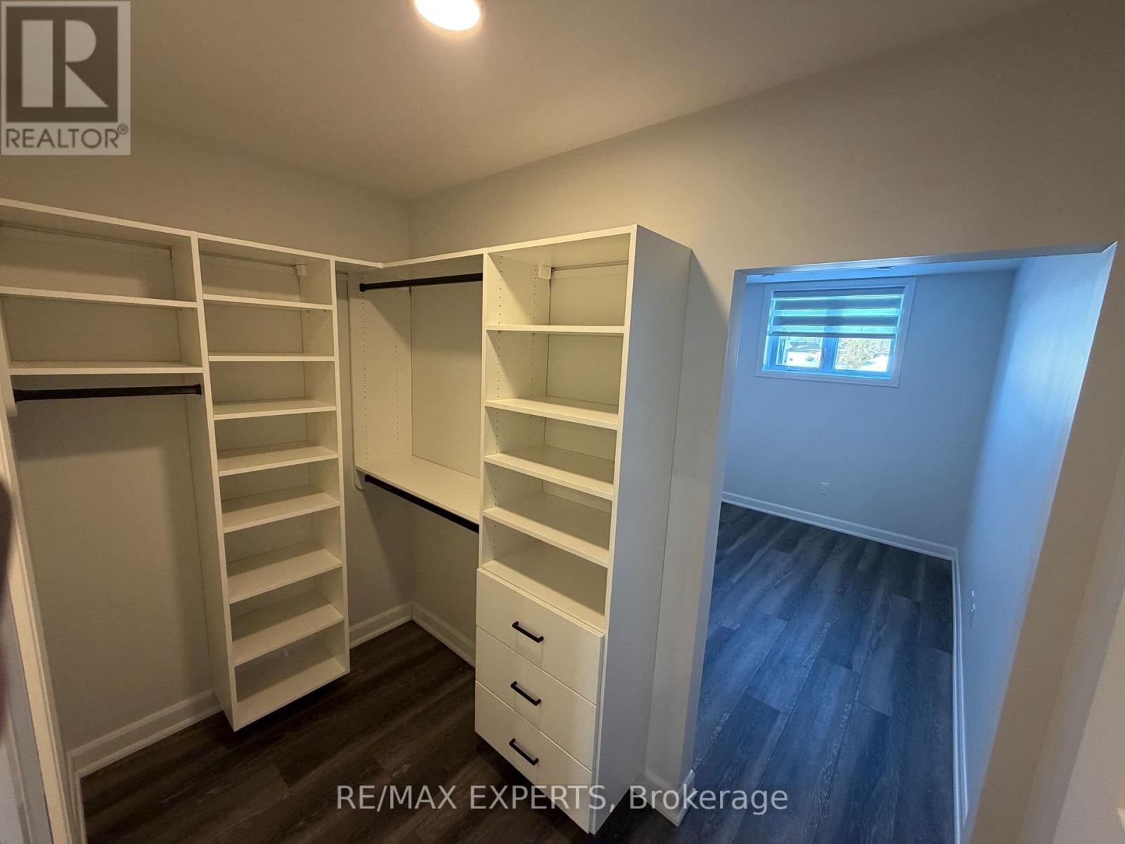 440 Wellington Street E, Wellington North (Mount Forest), Ontario  N0G 2L2 - Photo 2 - X12852210