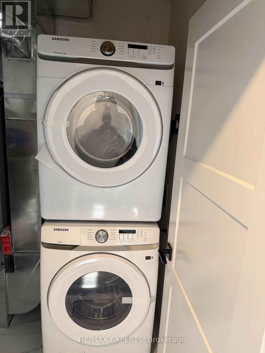 440 Wellington Street E, Wellington North (Mount Forest), Ontario  N0G 2L2 - Photo 7 - X12852210