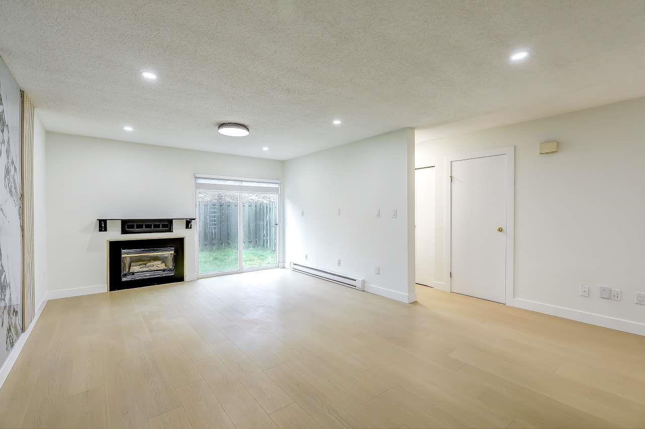 35 3030 Trethewey Street, Abbotsford, British Columbia  V2T 4N2 - Photo 5 - R3096559