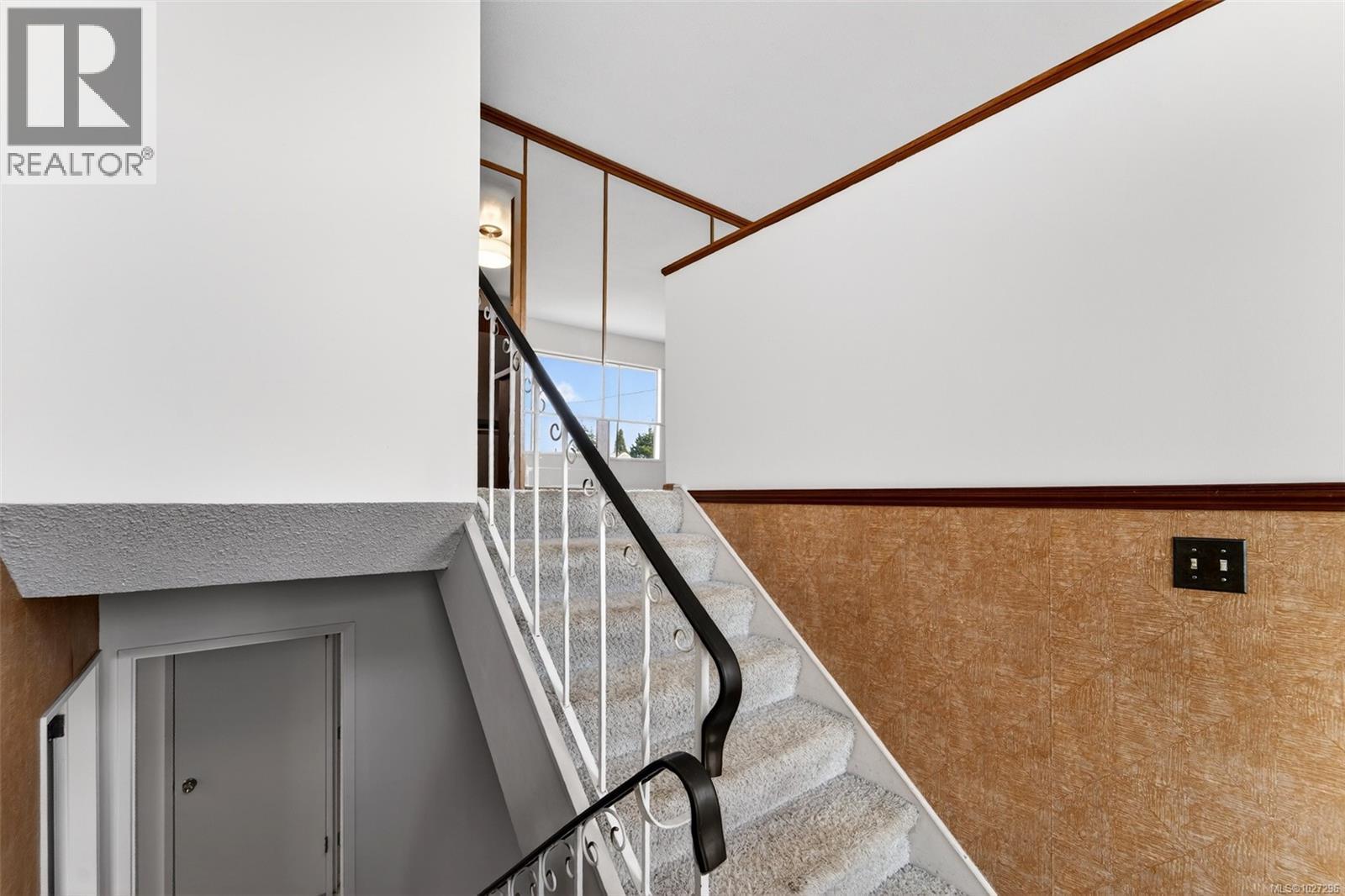 10304 Pollard Pl, Sidney, British Columbia  V8L 2M4 - Photo 17 - 1027296