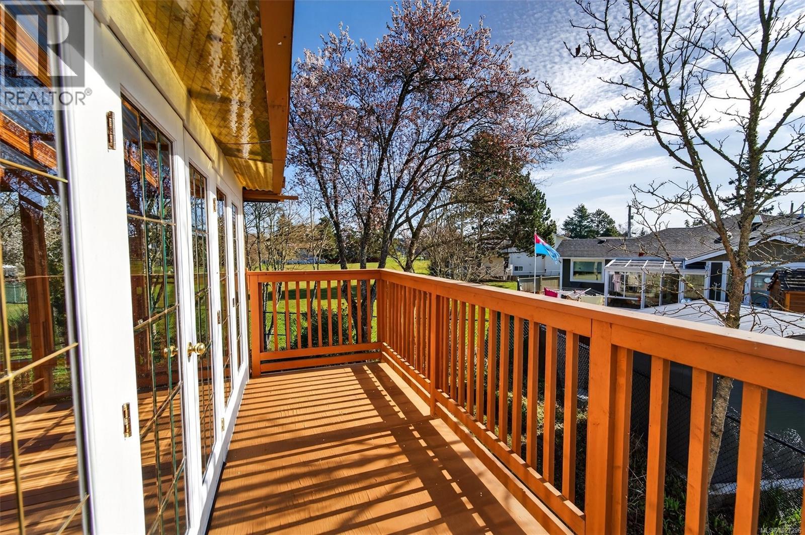 10304 Pollard Pl, Sidney, British Columbia  V8L 2M4 - Photo 33 - 1027296