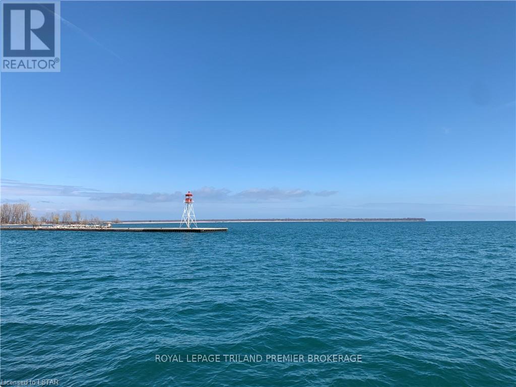 18094 Erie Shore Drive, Chatham-Kent, Ontario  N0P 1A0 - Photo 18 - X12852332