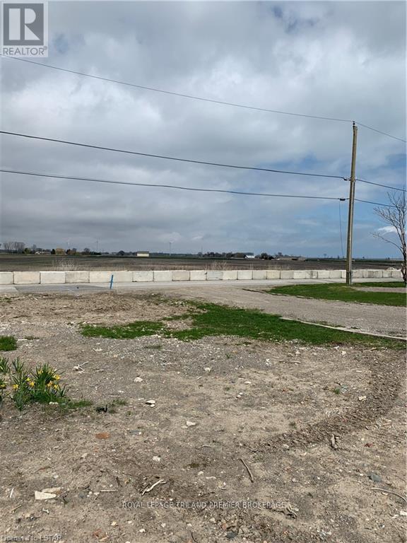 18094 Erie Shore Drive, Chatham-Kent, Ontario  N0P 1A0 - Photo 9 - X12852332