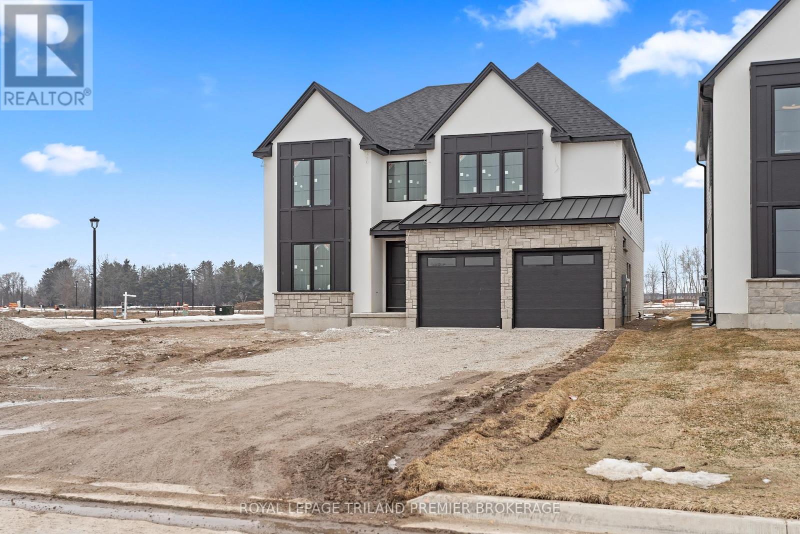 4197 Fallingbrook Road, London South, Ontario  N6P 0H8 - Photo 3 - X12852336