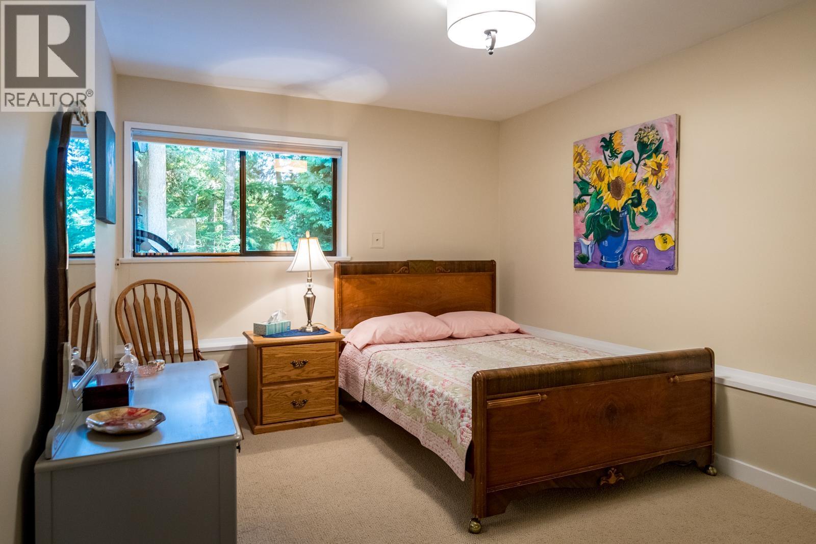 1371 Sunshine Coast Highway, Gibsons, British Columbia  V0N 1V0 - Photo 27 - R3096849