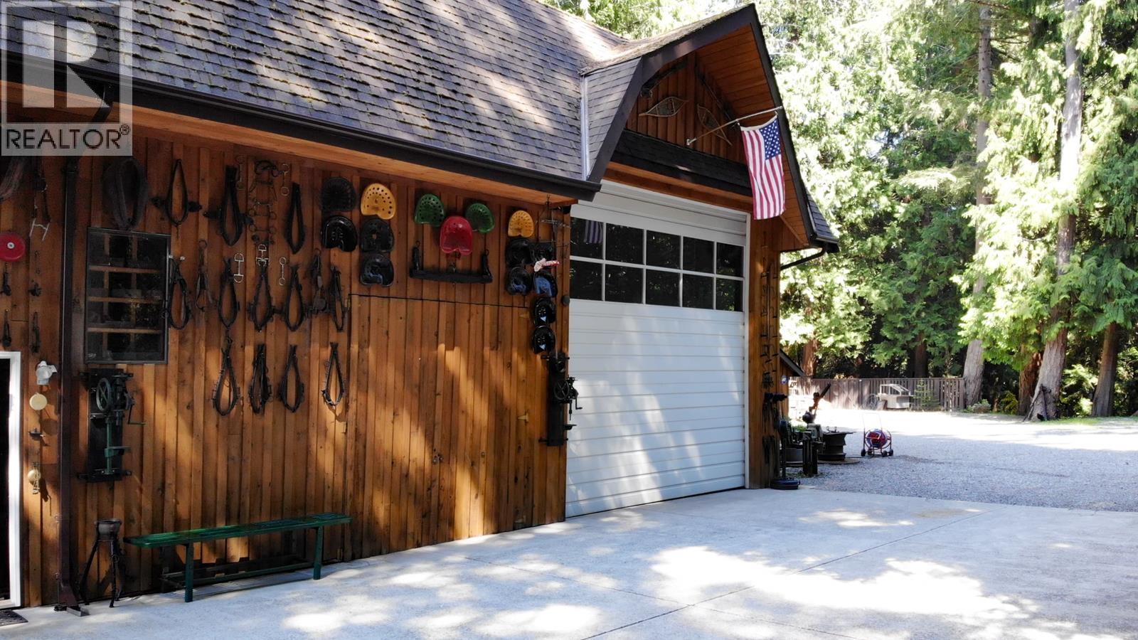 1371 Sunshine Coast Highway, Gibsons, British Columbia  V0N 1V0 - Photo 6 - R3096849