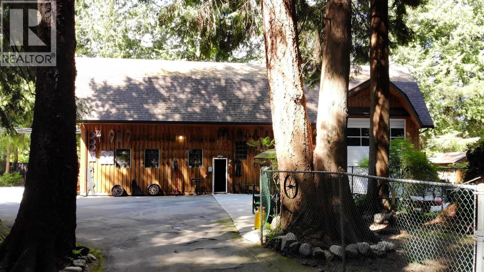 1371 Sunshine Coast Highway, Gibsons, British Columbia  V0N 1V0 - Photo 7 - R3096849