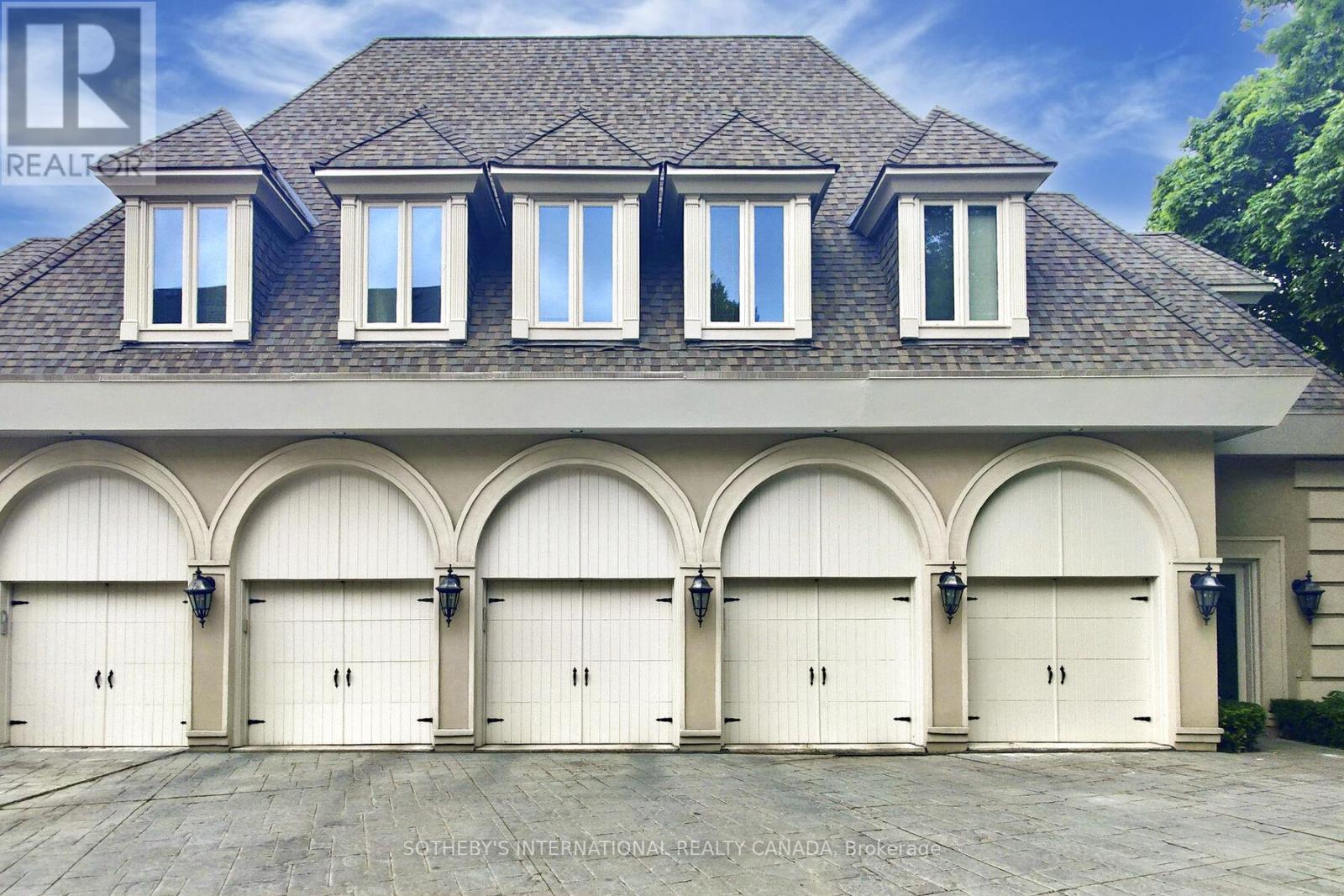 Coach House - 52 Post Road, Toronto, Ontario  M3B 1H8 - Photo 15 - C12852334