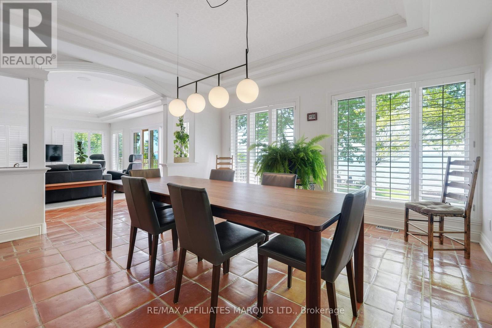 20562 Old Montreal Road, South Glengarry, Ontario  K0C 2C0 - Photo 14 - X12852348