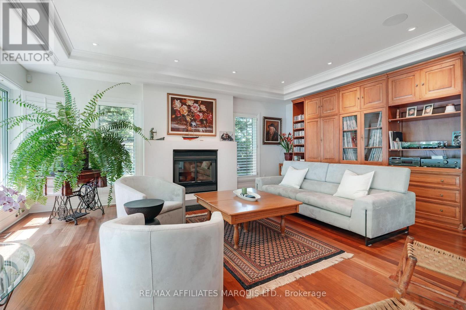 20562 Old Montreal Road, South Glengarry, Ontario  K0C 2C0 - Photo 21 - X12852348