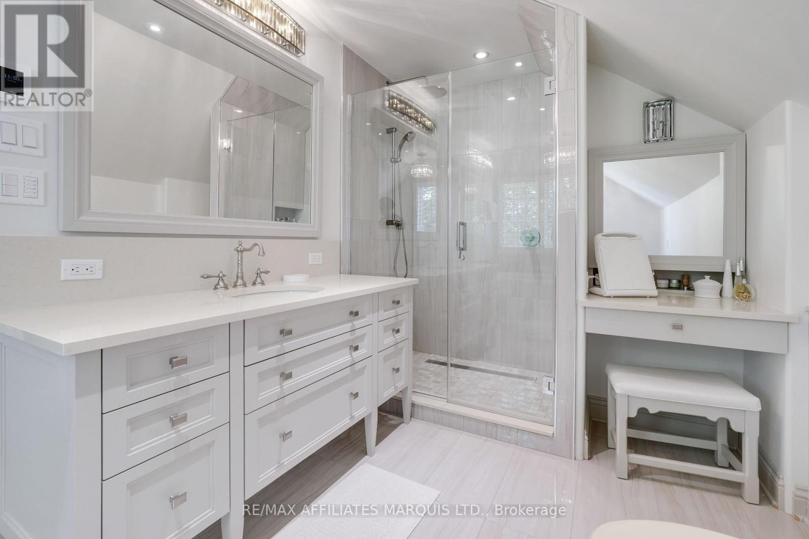 20562 Old Montreal Road, South Glengarry, Ontario  K0C 2C0 - Photo 28 - X12852348