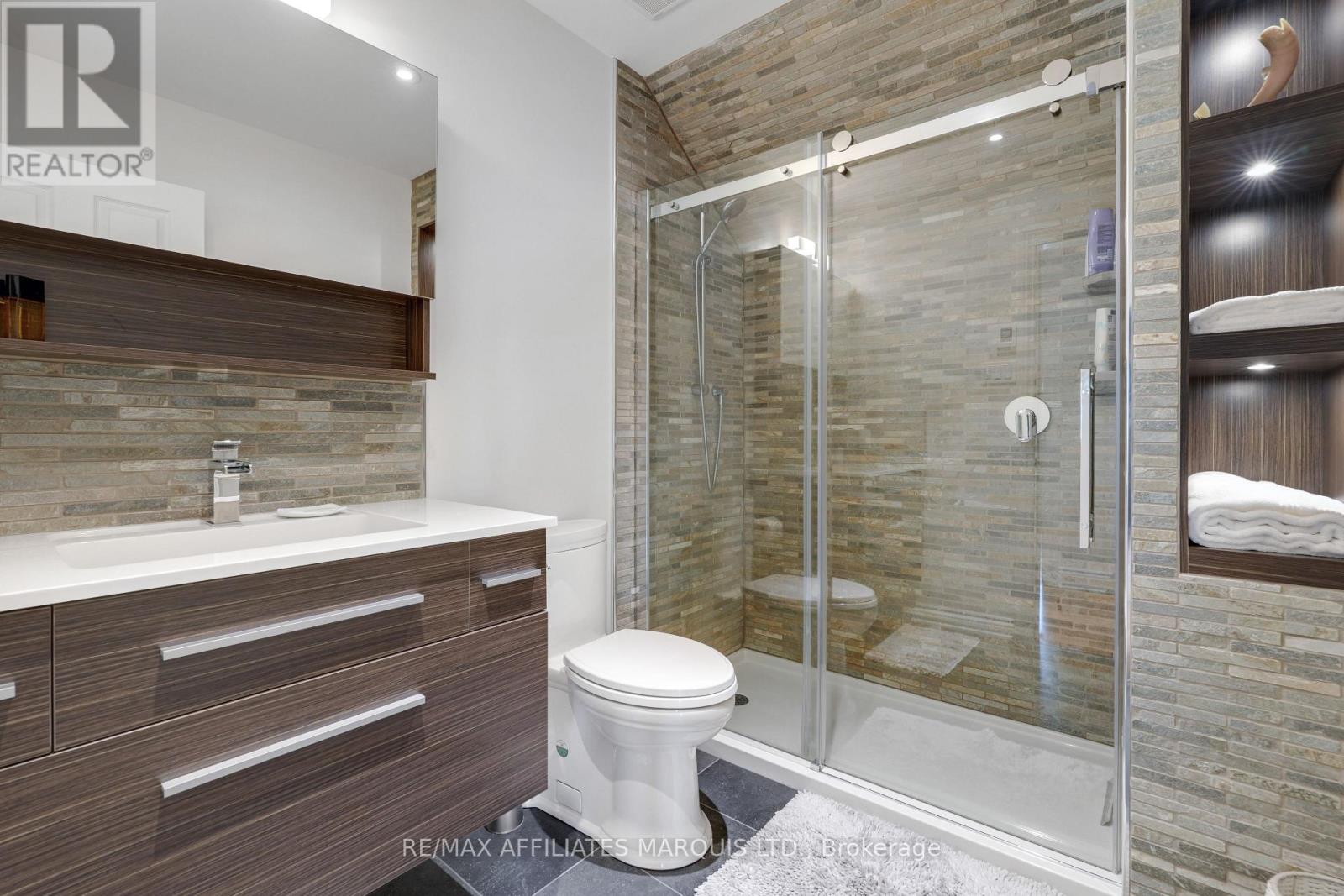 20562 Old Montreal Road, South Glengarry, Ontario  K0C 2C0 - Photo 43 - X12852348