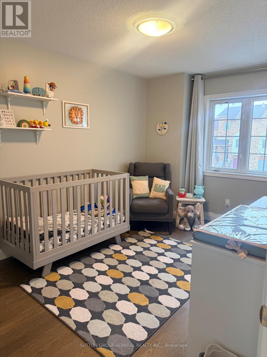 119 Michelle Drive, Vaughan (East Woodbridge), Ontario  L4L 9N3 - Photo 14 - N12852354