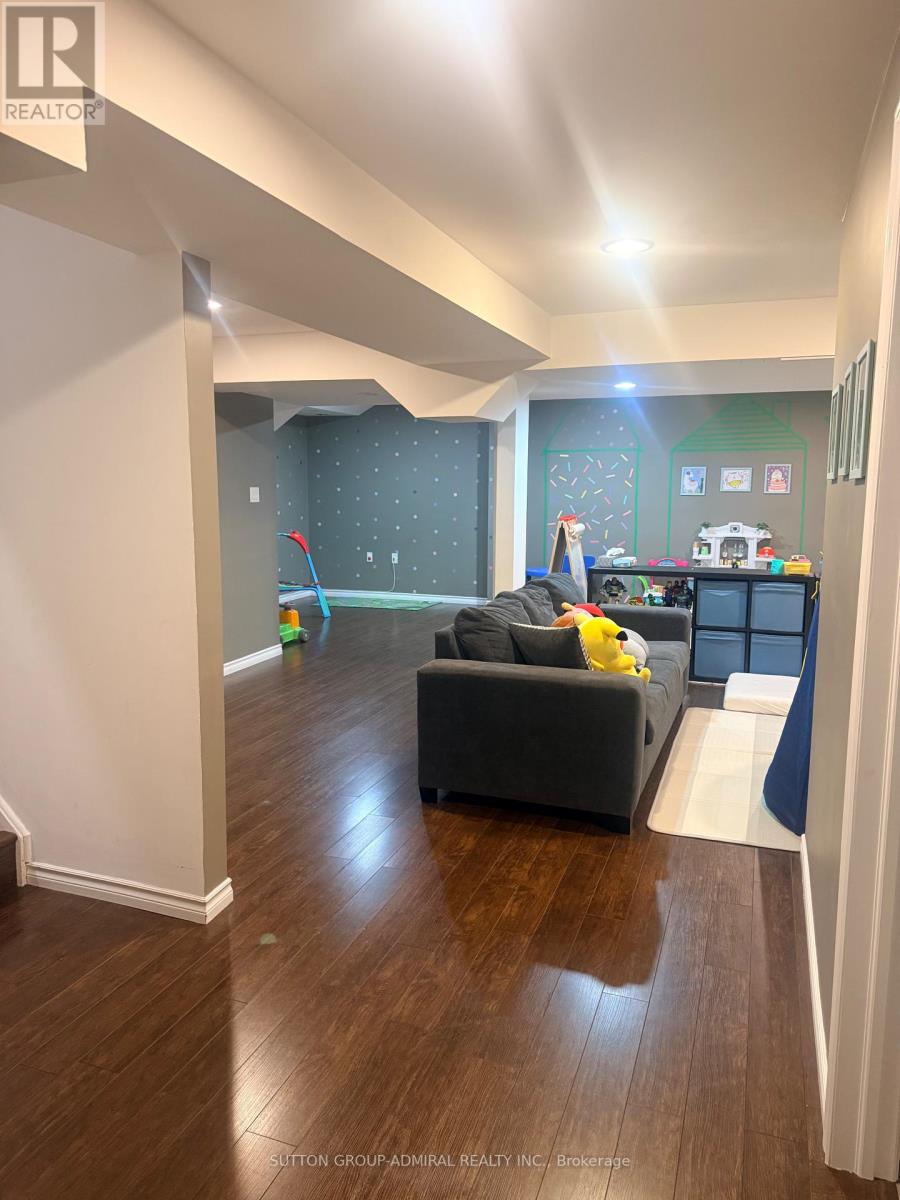 119 Michelle Drive, Vaughan (East Woodbridge), Ontario  L4L 9N3 - Photo 22 - N12852354