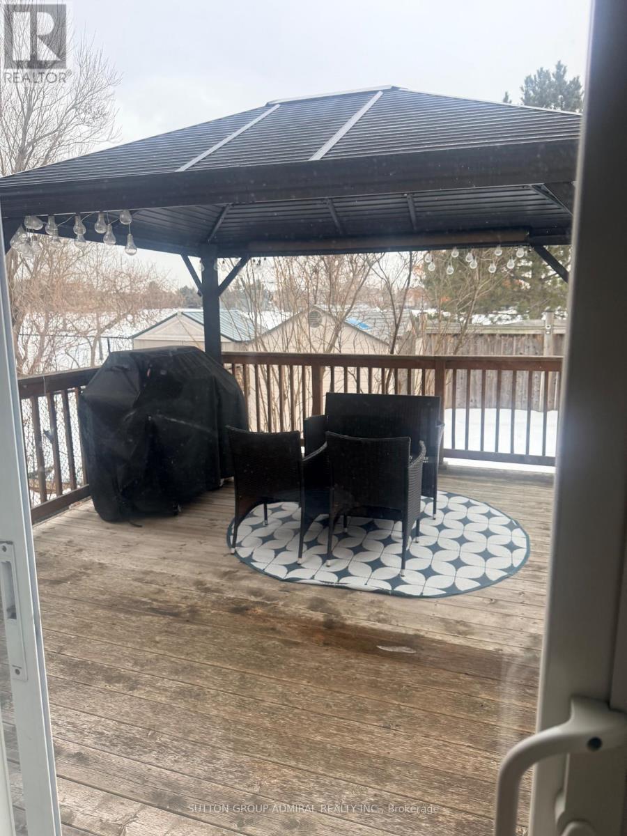 119 Michelle Drive, Vaughan (East Woodbridge), Ontario  L4L 9N3 - Photo 25 - N12852354