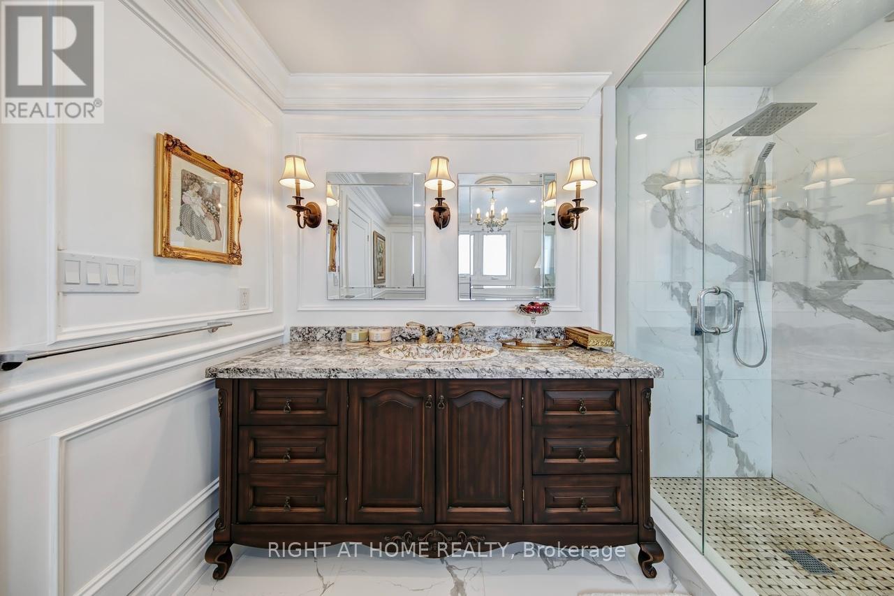 397 Maple Leaf Drive, Toronto (Maple Leaf), Ontario  M6L 1P4 - Photo 23 - W12802854