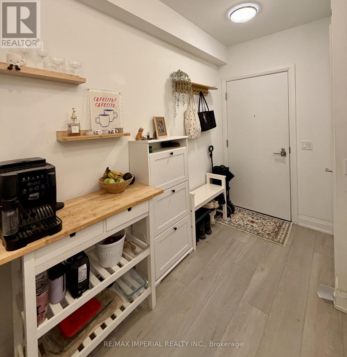 413 - 110 Marine Parade Drive, Toronto (Mimico), Ontario  M8V 0A3 - Photo 2 - W12852346