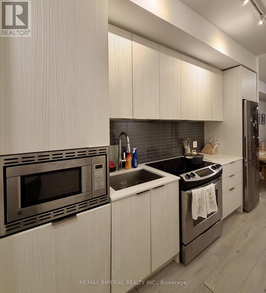 413 - 110 Marine Parade Drive, Toronto (Mimico), Ontario  M8V 0A3 - Photo 7 - W12852346