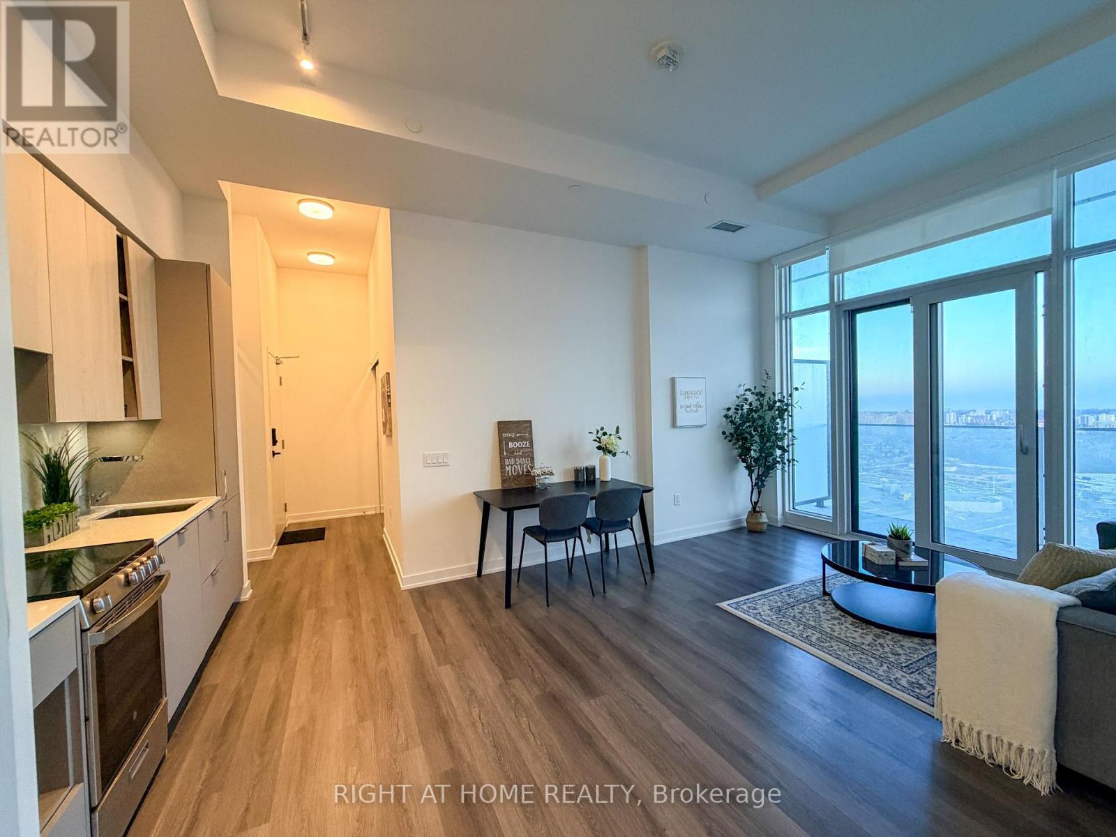 2505 - 3883 Quartz Road S, Mississauga (City Centre), Ontario  L5B 0M4 - Photo 20 - W12852352