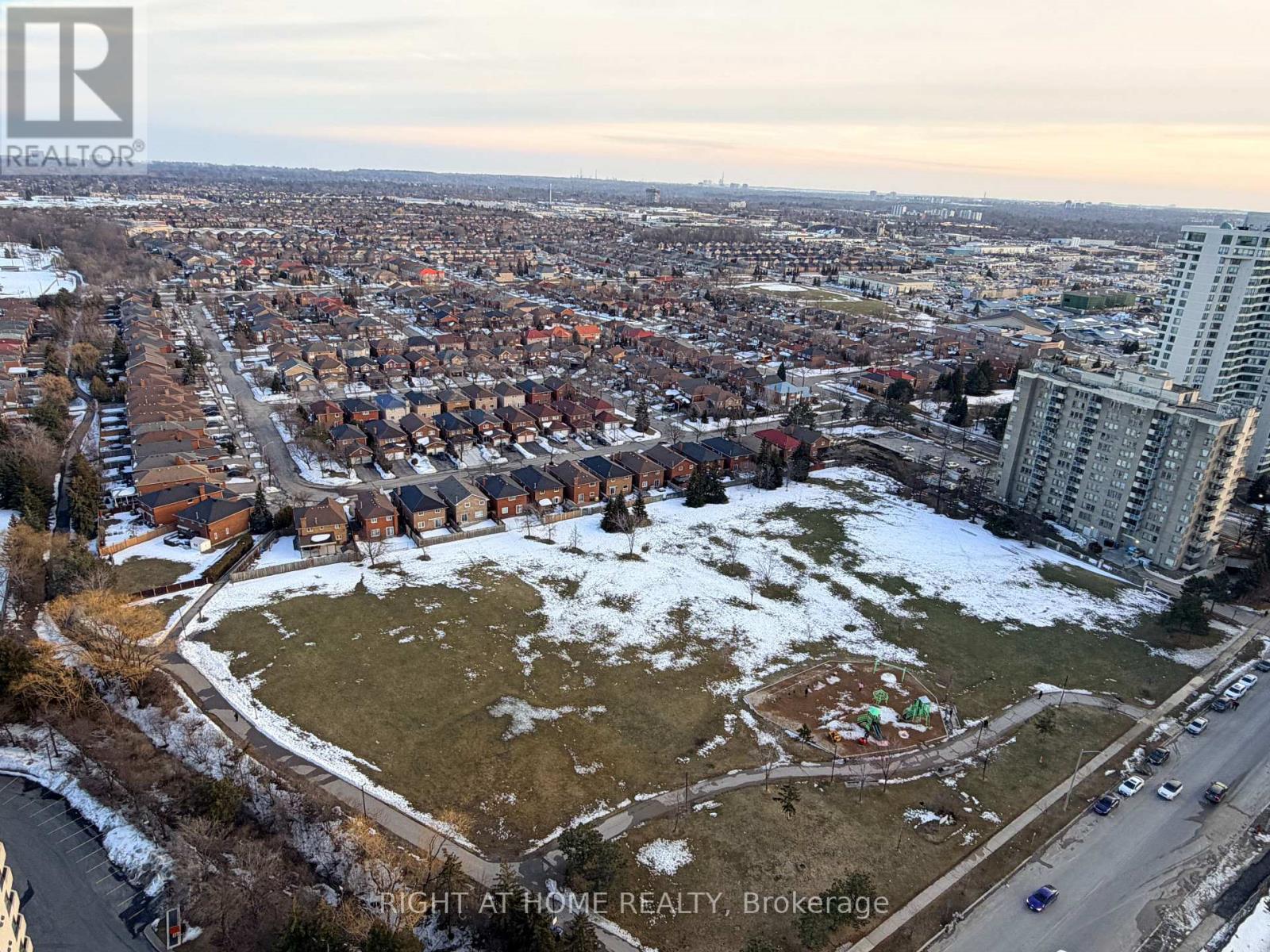 2505 - 3883 Quartz Road S, Mississauga (City Centre), Ontario  L5B 0M4 - Photo 25 - W12852352