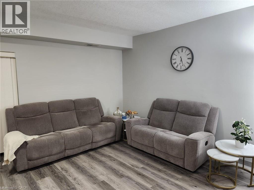 736 Old Albert Street Unit# 102, Waterloo, Ontario  N2L 6R4 - Photo 4 - 40794359