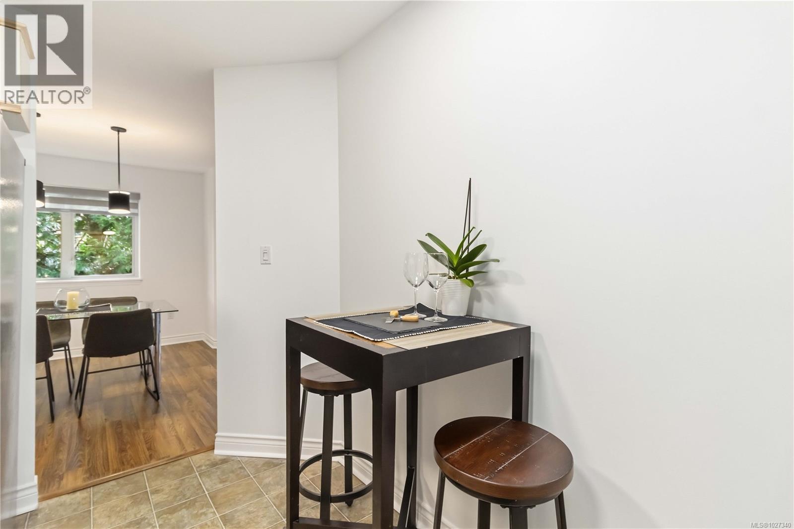 302 1436 Harrison St, Victoria, British Columbia  V8S 3S2 - Photo 12 - 1027340