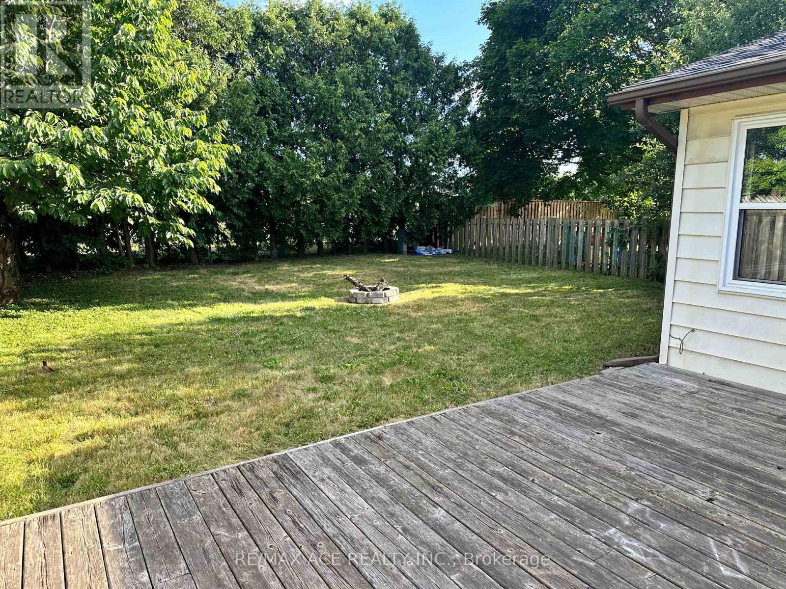 28 Bridlington Road, London South (South Y), Ontario  N6E 1X4 - Photo 46 - X12852344