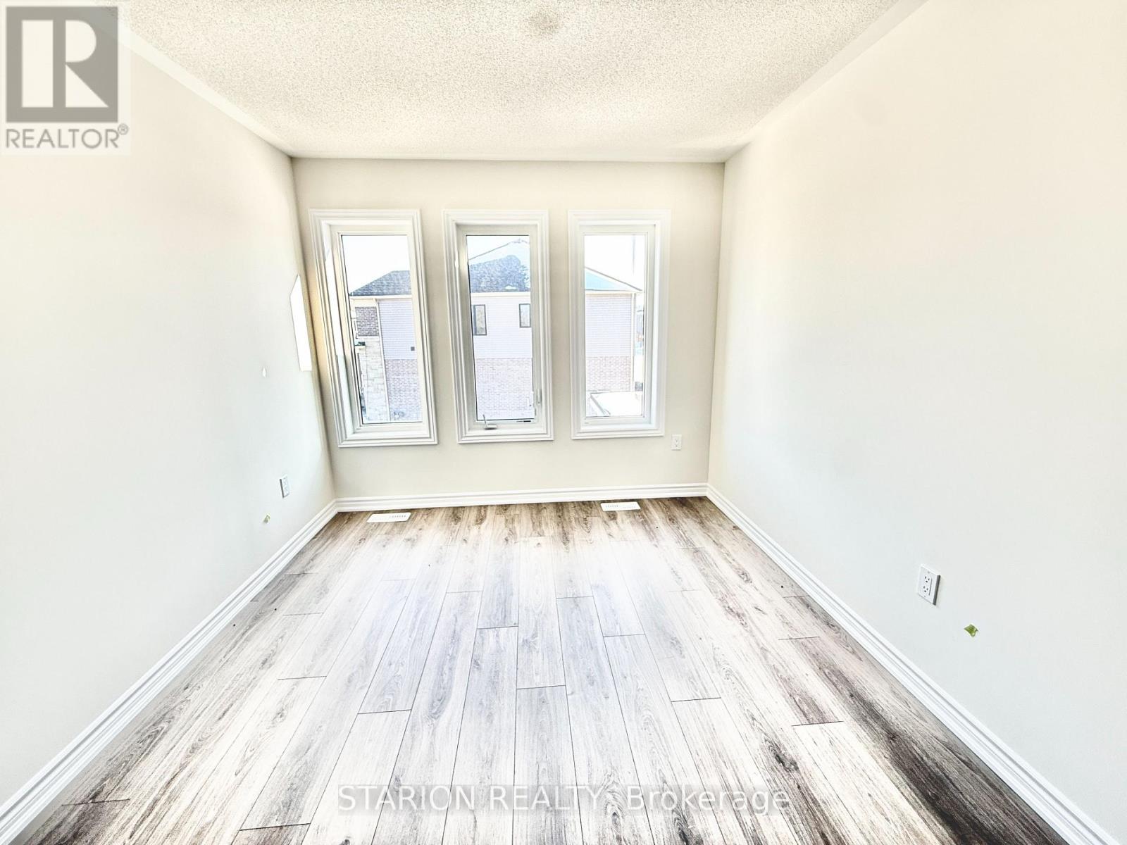 Unknown Address, ,     - Photo 29 - X12852358