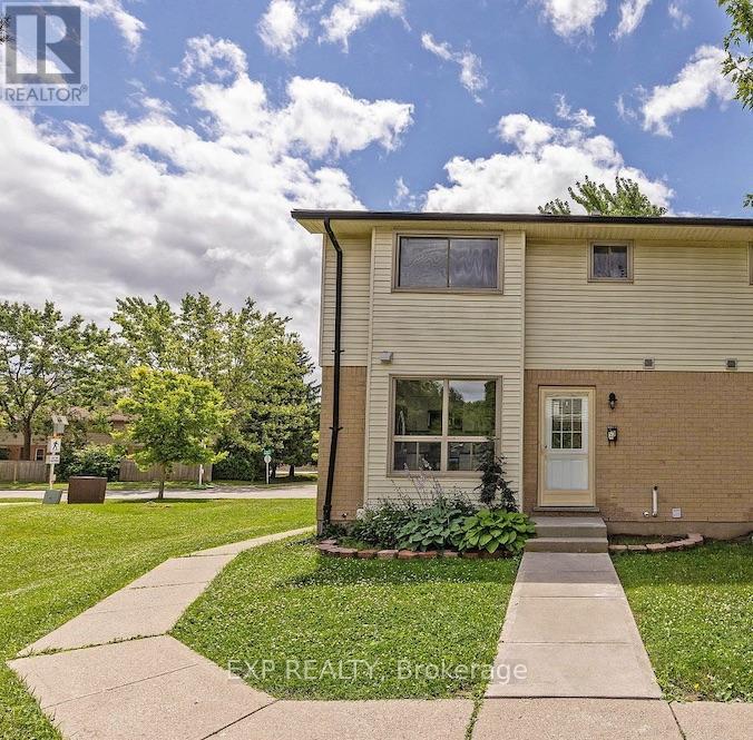 53 - 135 Belmont Drive, London South (South O), Ontario  N6J 4J3 - Photo 1 - X12809762
