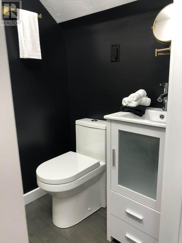 144 Hillside Dr S, Elliot Lake, Ontario  P5A 1N1 - Photo 22 - SM260419