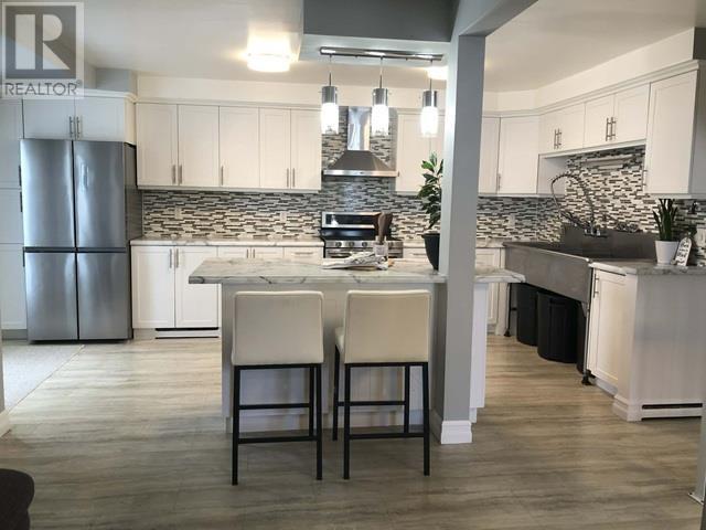 144 Hillside Dr S, Elliot Lake, Ontario  P5A 1N1 - Photo 3 - SM260419