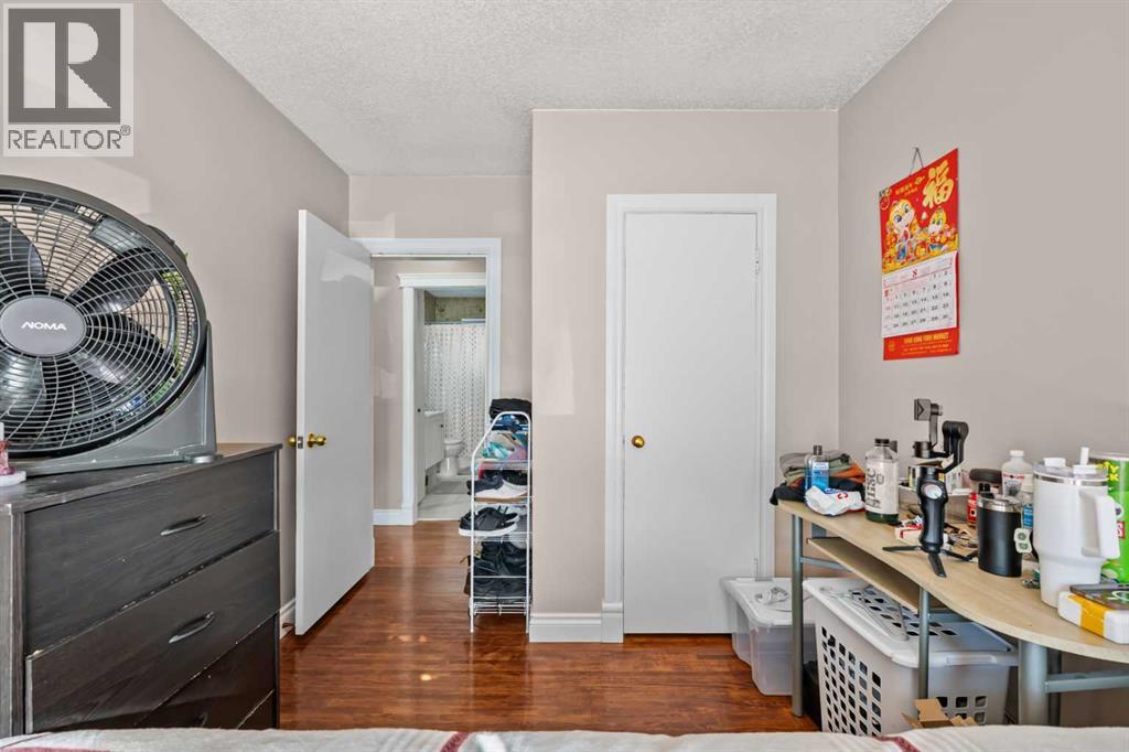 2220 38 Street Sw, Calgary, Alberta  T3E 3E2 - Photo 12 - A2276035